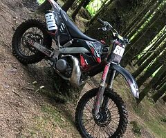 Honda CR250 parts wanted !