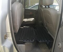 05 dodge ram 5.7 V8 Hemi 4x4 - Image 3/10