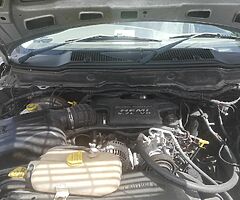 05 dodge ram 5.7 V8 Hemi 4x4 - Image 10/10