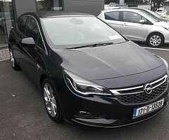 5 door black opel astra
1.6 diesel