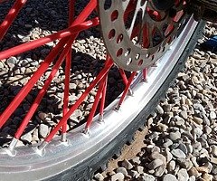 2002 cr125