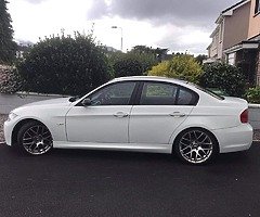 E90 320d M Sport