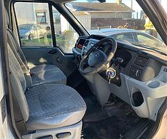 2009 Ford Transit - Image 5/10