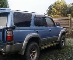 Toyota hilux surf