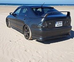 Toyota Altezza - Image 5/5