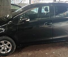 Toyota vitz 2009 - Image 4/6