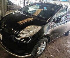 Toyota vitz 2009 - Image 6/6