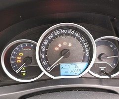 Toyota Auris 2014 Low Mileage! - Image 3/10
