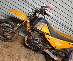 125 supermoto x2 parts or repair - Image 4/4