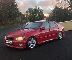 Lexus IS200 Sport - Image 4/6