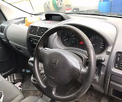 2010 Peugeot Expert 2.0 Hdi SWB 120bhp Full year MOT - Image 6/7