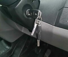 2014 Volkswagen Transporter - Image 8/10