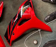 Honda cbr1000rr6 fairings red - Image 6/8