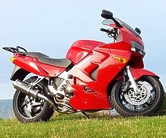 Honda VFR 800 - Image 4/4