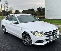 2014 mercedes c220cdi 2.1 diesal
sport model bluetec
new nct just passed 2/2023
tax is only 190€ yar - Image 7/10