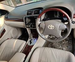 Toyota premio 2010 - Image 4/7