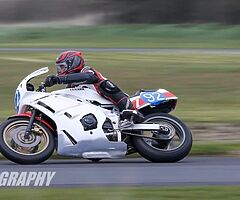 1987 Yamaha FZR400 - Image 6/6