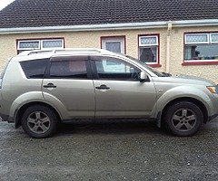 mitsubishi outlander