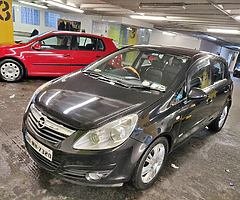 Opel Corsa design 1.3 diesel 6 speed. 270 road tax