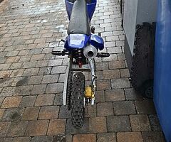 Pit bike