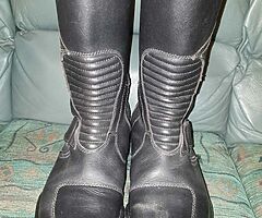 Leather bikers boots - Image 4/4