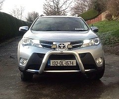 2013 Rav4 2.2 4x4 AUTOMATIC - Image 4/9