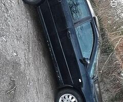 AUDI A4 B5 sunroof model