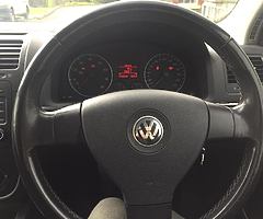 2005 Volkswagen Golf - Image 4/8