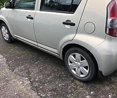 Sirion Daihatsu 2010 - Image 7/10