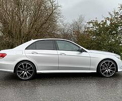 Mercedes E350d AMG BlueTEC Night Edition - Image 4/10