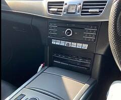 2015 Mercedes-Benz Mercedes-Benz 220 - Image 4/9