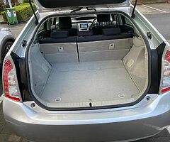 2015 Toyota Prius - Image 6/10