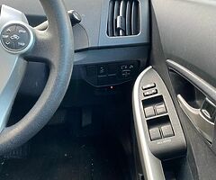 2015 Toyota Prius - Image 10/10