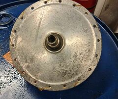 Twin leading shoe brake