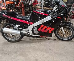 1988 Yamaha Fzr 1000