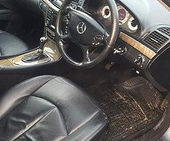 Mercedes E220