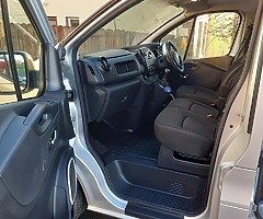 2017 Vauxhall vivaro 1.6 Diesel Sportive - Image 4/5