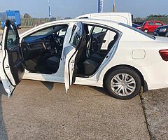 2016 TOYOTA AVENSIS - Image 9/10
