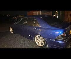 2000 Lexus IS 200