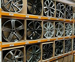 Large range of alloy wheels and tyres. - Image 4/8
