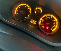 Opel corsa 1.2petrol new nct and tax manula - Image 8/10
