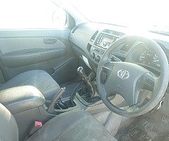 ❌❌2013 Toyota Hilux 2.5, manual❌❌ - Image 6/8