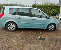 Grand scenic 7 seats 1.6 petrol 6 speed
