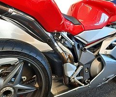 MV Augusta F4 750