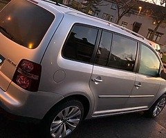 2009 volkswagen touran  2.0ltr tdi sport - Image 9/9
