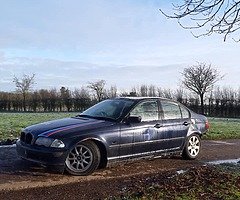 BMW 325i