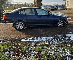 BMW 325i - Image 5/5