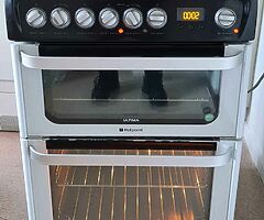 Hotpoint cooker