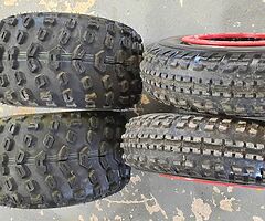 Bead lock quad rims
