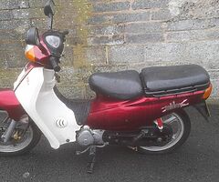 2000 HYOSUNG 110CC STEP THRU - Image 4/4